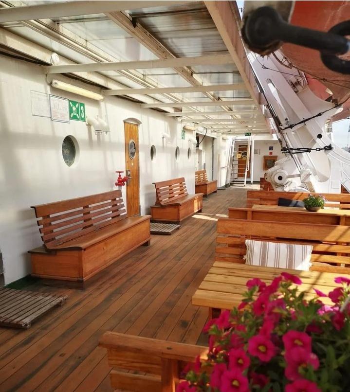 Laivahostel S/S Bore Turku Exterior photo